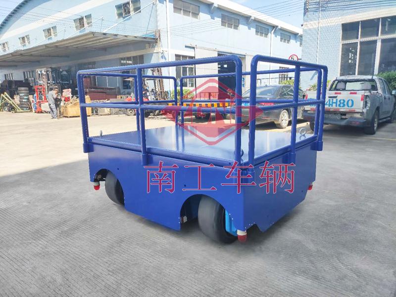 10噸電動(dòng)平板車 帶萬(wàn)向輪移動(dòng)工具拖車