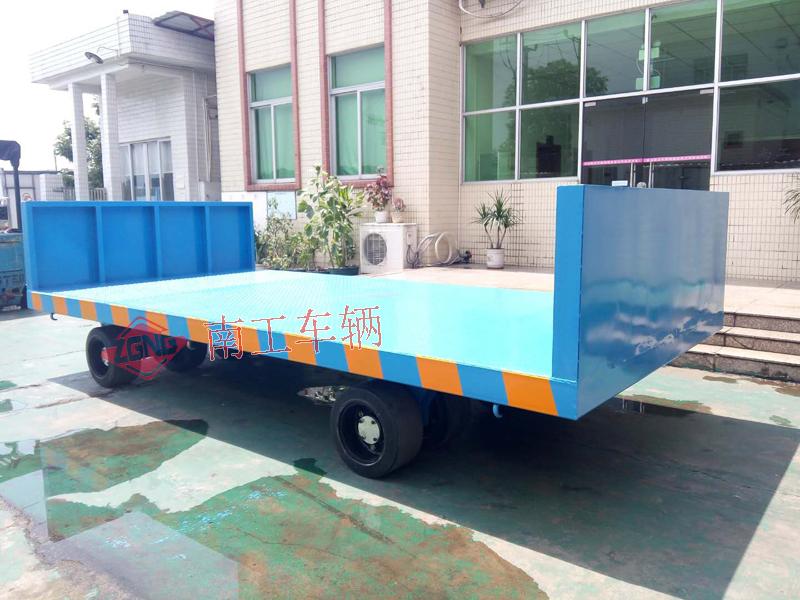 20噸前后護(hù)欄重型平板拖車